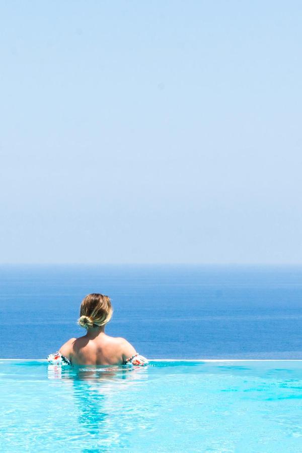 Hotel Ravesi 3*